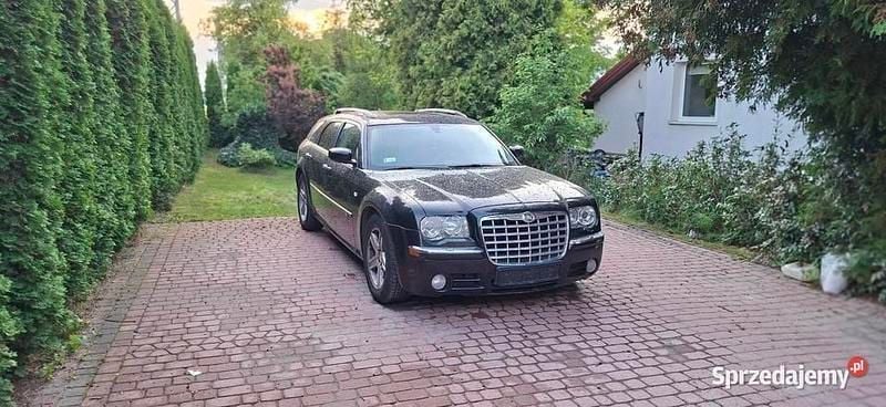 Używany Chrysler 300C 2008 Czarny Kombi