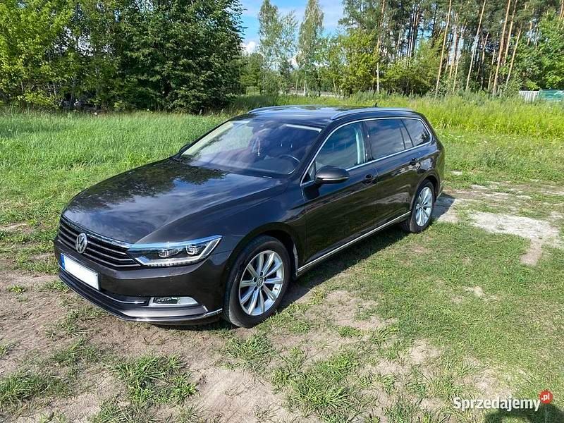 Używany 2016 VW Passat Highline | 65 900 zł (Drogi) - Obraz 1/4