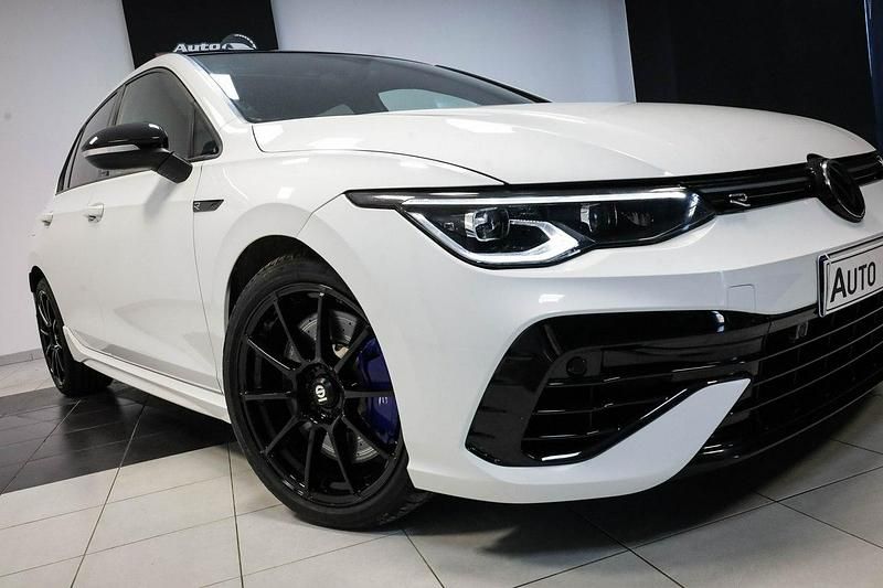 Używany VW Golf VIII 320 KM (235 kW) 2021 Biały Hatchback