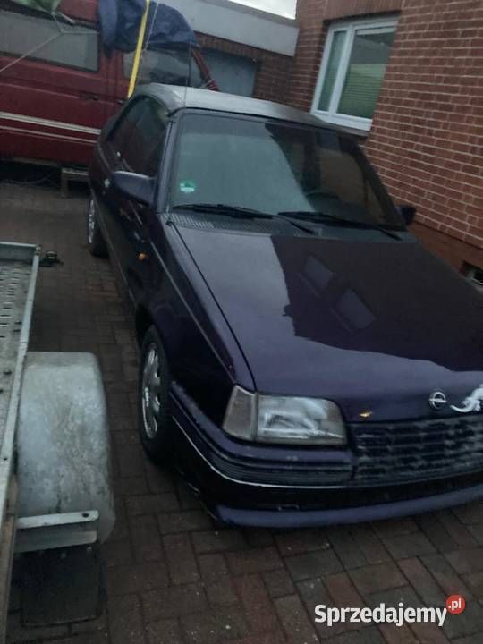 Używany 1988 Opel Kadett Kabriolet | 7800 zł - Obraz 1/4