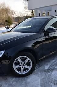 Używany Audi A4 122 KM (89 kW) 2019 Czarny Kombi