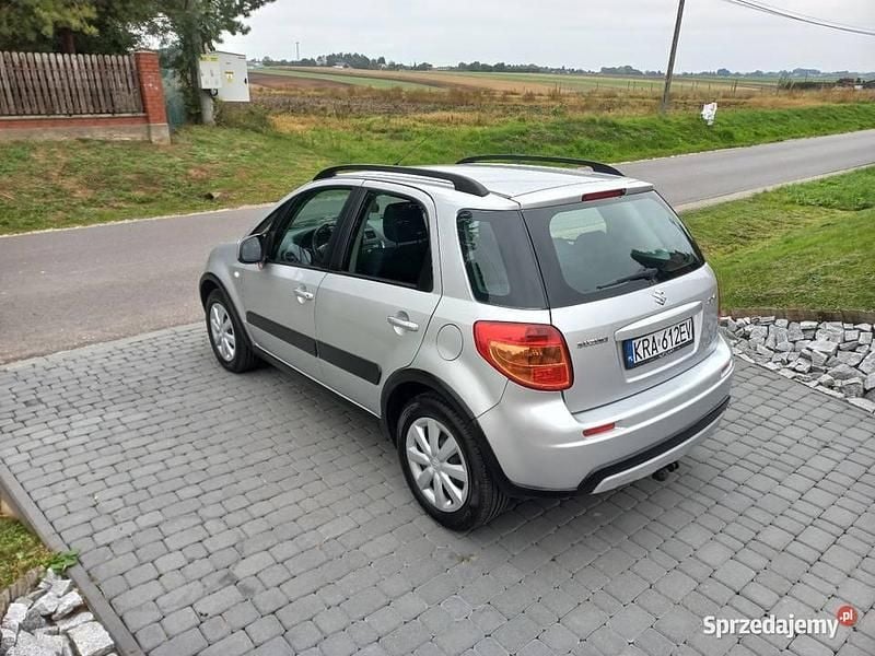 Srebrny Używany 2014 Suzuki SX4 Hatchback | 25 900 zł (Dobra cena) - Obraz 1/3