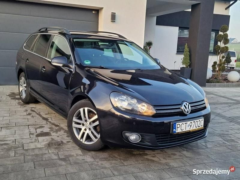 Czarny Używany 2010 VW Golf VI Kombi | 18 200 zł (Uczciwa cena) - Obraz 1/4