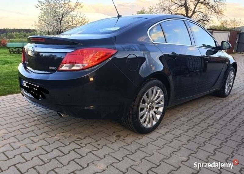 Czarny Używany 2010 Opel Insignia Sedan/Limuzyna | 25 500 zł (Uczciwa cena) - Obraz 1/4