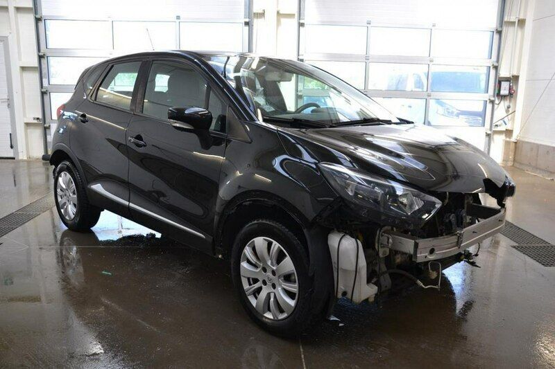 Czarny Używany 2016 Renault Captur SUV | 18 500 zł - Obraz 1/4