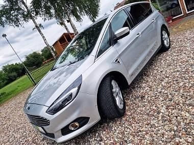 Srebrny Używany 2017 Ford S-MAX S Minivan | 44 900 zł (Super Cena) - Obraz 1/4