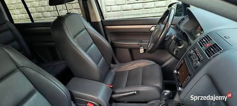 Używany VW Touran Cross 2012 Minivan