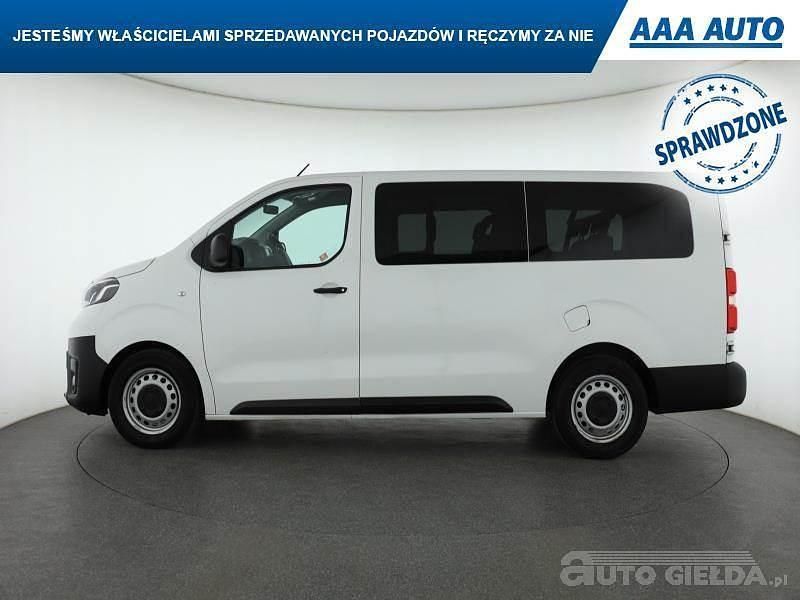 Używany Toyota Proace 2022 Biały Minivan
