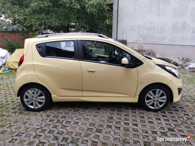 Używany Chevrolet Spark 2013 Żółty Hatchback