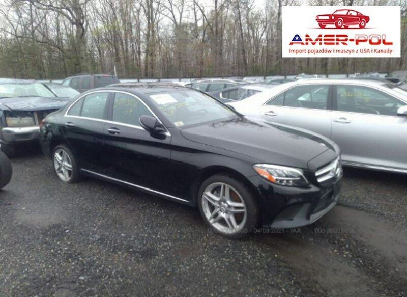 Czarny Używany 2019 Mercedes C300 Sedan/Limuzyna | 121 000 zł - Obraz 1/4