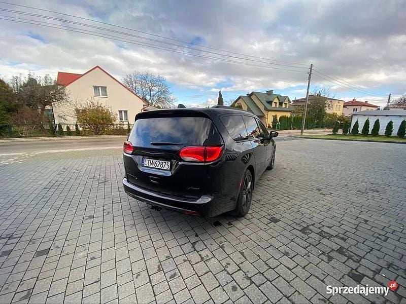 Używany Chrysler Pacifica Limited 2020