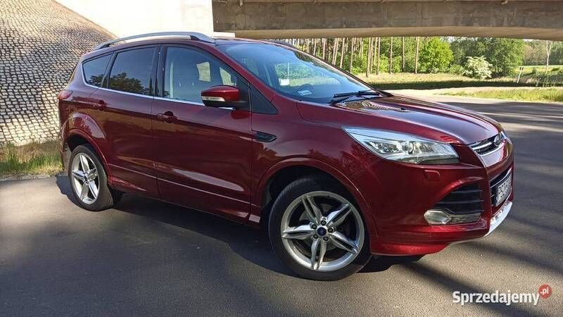 Bordowy Używany 2015 Ford Kuga SUV | 54 000 zł (Uczciwa cena) - Obraz 1/4