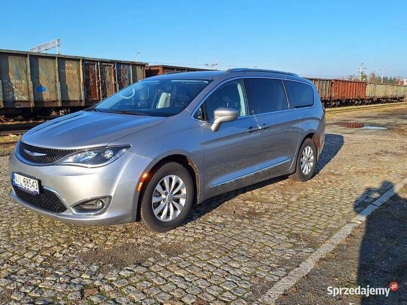 Używany 2019 Chrysler Pacifica SUV | 86 900 zł (Uczciwa cena) - Obraz 1/4