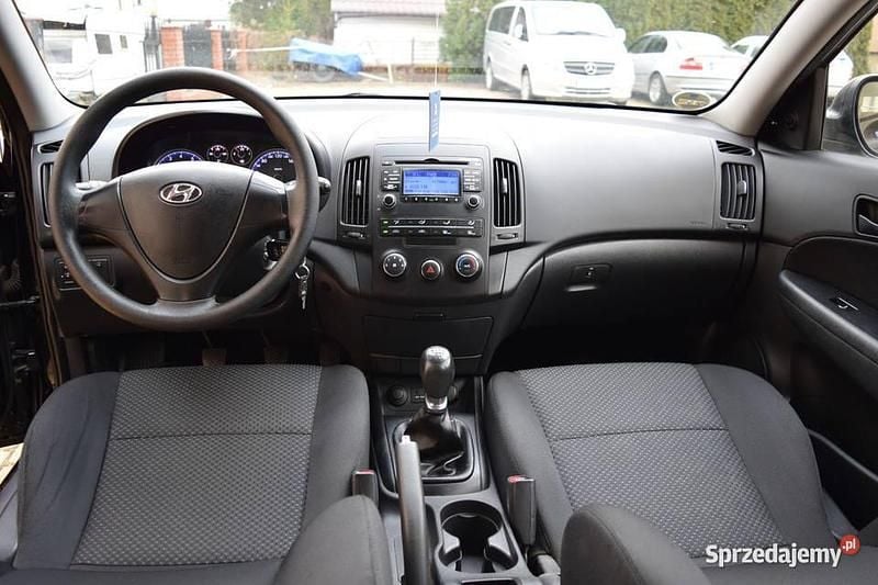 Używany Hyundai i30 2011 Czarny Hatchback