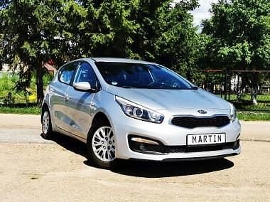 Srebrny Używany 2015 Kia Ceed Hatchback | 39 500 zł (Uczciwa cena) - Obraz 1/4