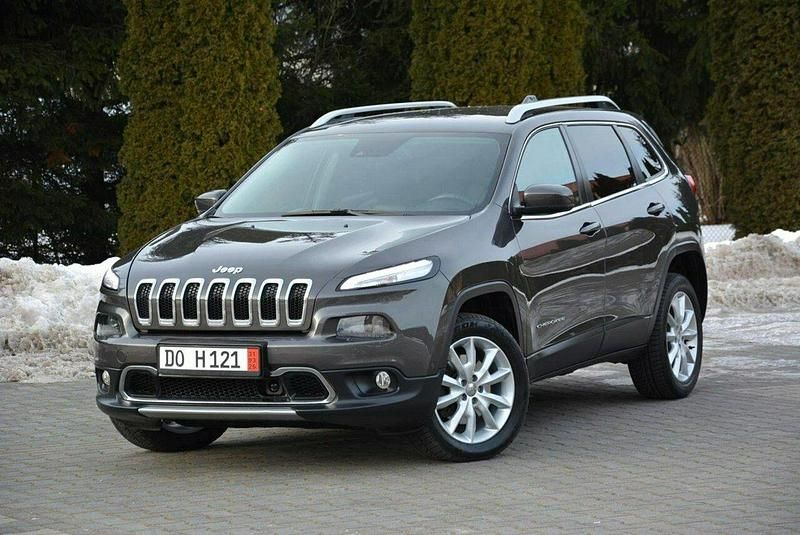 Używany Jeep Cherokee 170 KM (125 kW) 2014 Brązowobeżowy SUV
