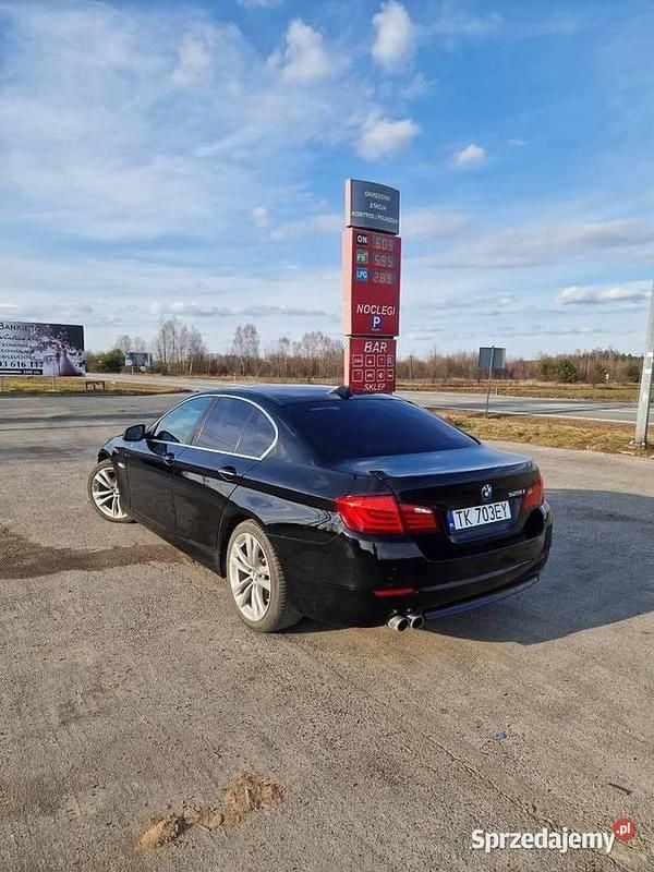 Używany BMW 528 2011 Czarny Sedan/Limuzyna