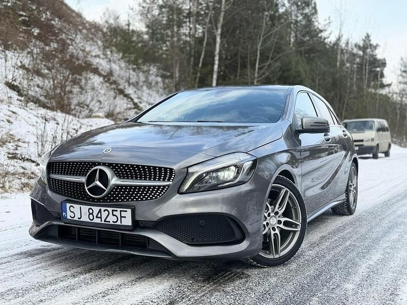 Używany Mercedes A180 AMG 122 KM (89 kW) 2017 Grafitowy (metalik, perła) Hatchback