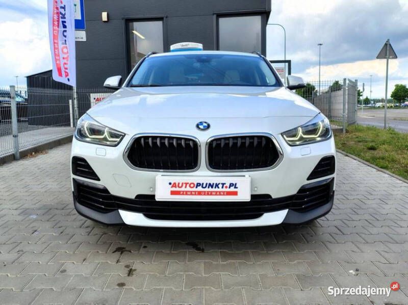 Używany 2020 BMW X2 Sport Line SUV | 117 900 zł - Obraz 1/4
