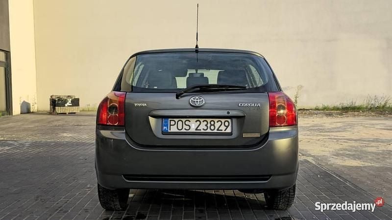 Używany Toyota Corolla Sol 2006 Grafitowy Hatchback