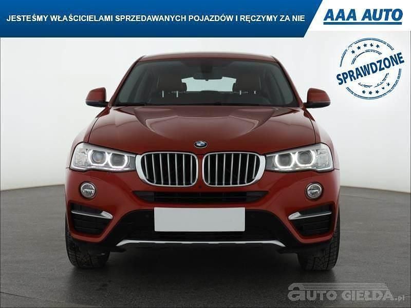 Używany BMW X4 190 KM (139 kW) 2017 Czerwony SUV