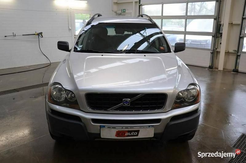 Srebrny (metalik) Używany 2004 Volvo XC90 SUV | 18 800 zł - Obraz 1/4