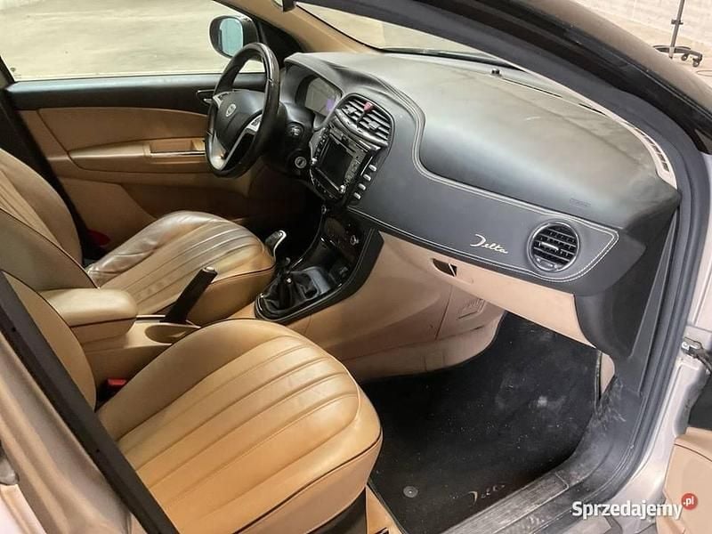 Używany Lancia Delta 2010 Hatchback