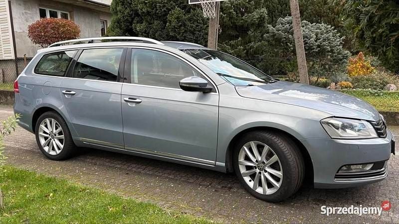 Używany 2013 VW Passat Highline Kombi | 27 900 zł (Super Cena) - Obraz 1/4