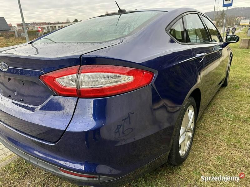 Używany Ford Fusion 2013 Niebieski Sedan/Limuzyna