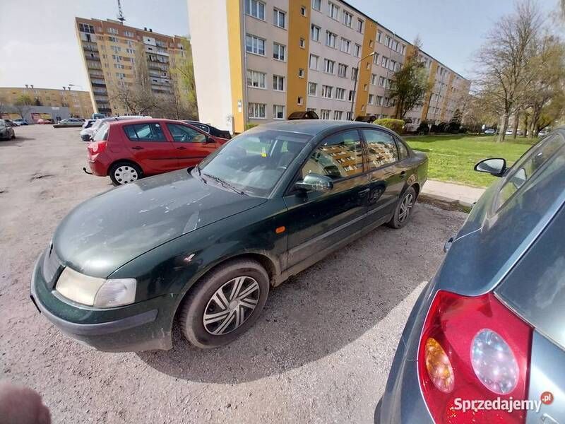 Używany VW Passat 1996 Zielony Sedan/Limuzyna