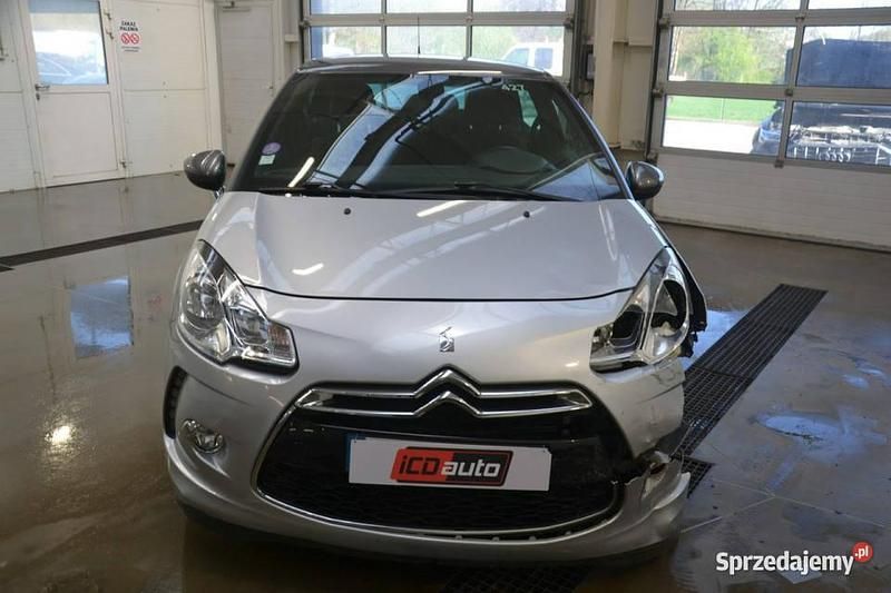Srebrny Używany 2014 Citroën DS3 Hatchback | 11 500 zł - Obraz 1/4