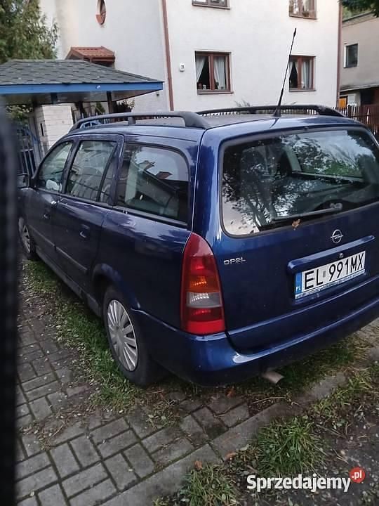 Granatowy Używany 2004 Opel Astra Sedan/Limuzyna | 3900 zł (Uczciwa cena) - Obraz 1/4