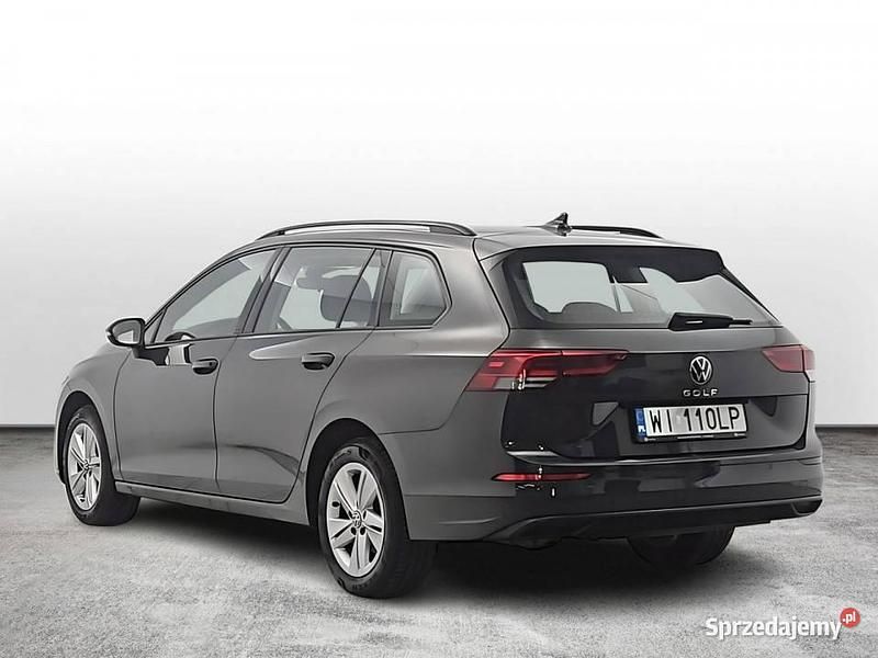 Używany VW Golf VIII Life 115 KM (84 kW) 2021 Czarny Kombi