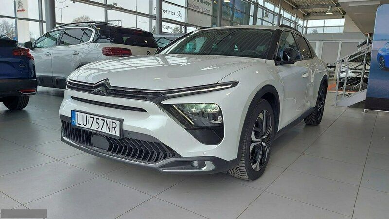 Biały Używany 2022 Citroën C5 X Shine Coupe | 165 000 zł - Obraz 1/3