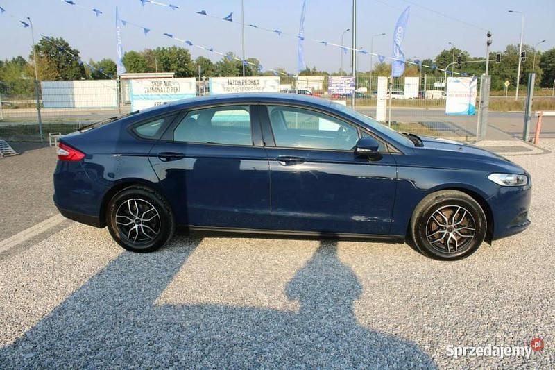 Używany Ford Mondeo 150 KM (110 kW) 2017 Granatowy Hatchback