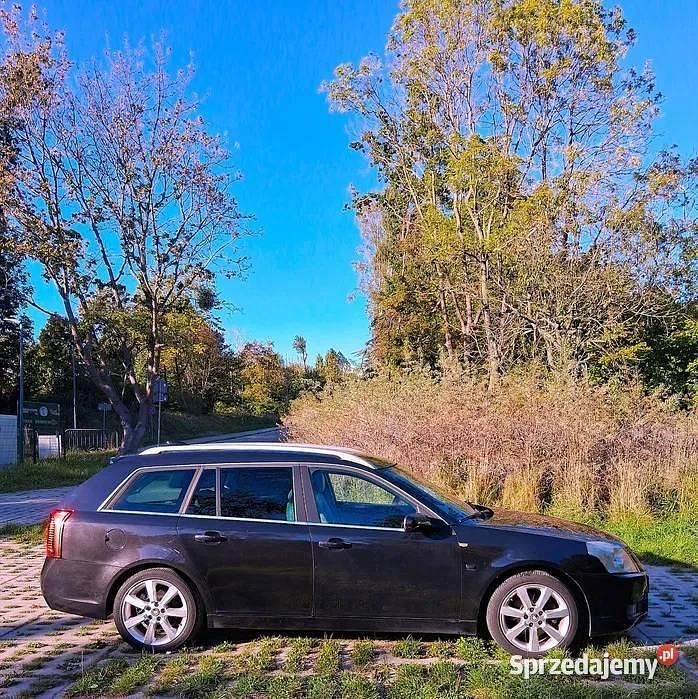 Używany Cadillac BLS 2008 Czarny Kombi