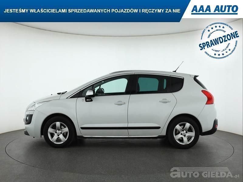 Używany Peugeot 3008 2012 Biały Kombi