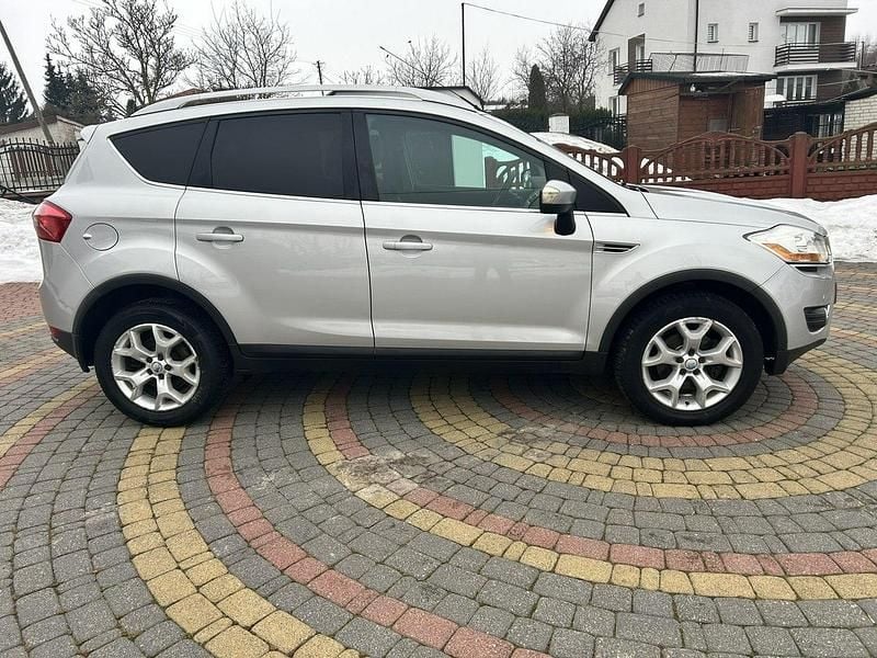 Używany Ford Kuga 136 KM (100 kW) 2010 Srebrny SUV