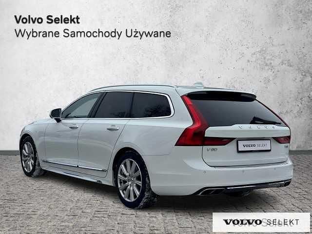Używany Volvo V90 250 KM (183 kW) 2018 Biały Kombi