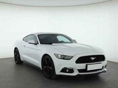 Używany Ford Mustang 317 KM (233 kW) 2017 Biały Coupe