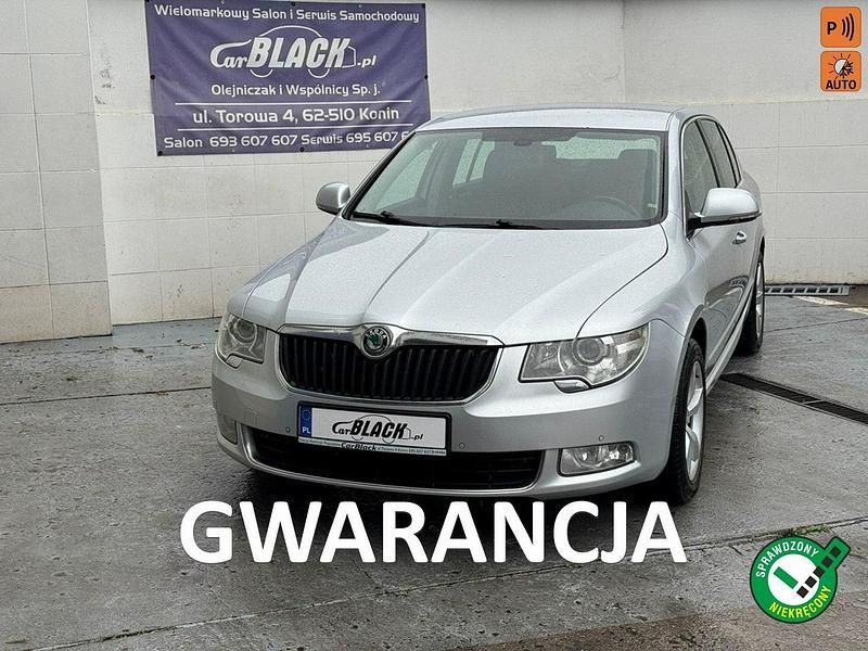 Srebrny Używany 2011 Skoda Superb Sedan/Limuzyna | 26 890 zł (Super Cena) - Obraz 1/4