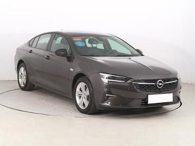 Szary Używany 2020 Opel Insignia Hatchback | 53 999 zł (Super Cena) - Obraz 1/4