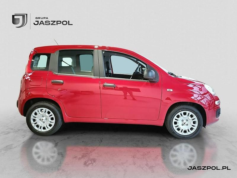 Nowe Fiat Panda 70 KM (51 kW) 2025 Czerwony Hatchback