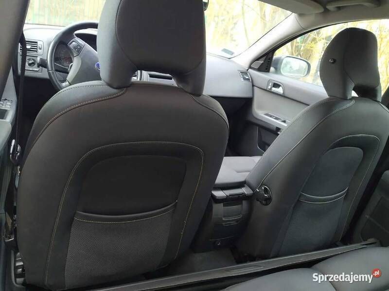 Grafitowy Używany 2008 Volvo V50 Kombi | 11 000 zł (Uczciwa cena) - Obraz 1/4