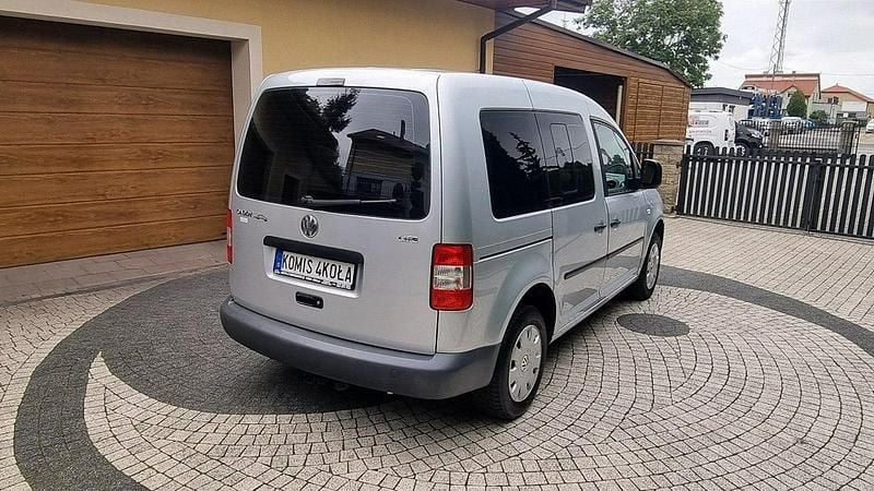 Używany VW Caddy 80 KM (58 kW) 2008 Srebrny (metalik) Minivan