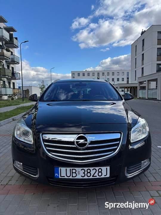 Czarny Używany 2012 Opel Insignia Kombi | 26 900 zł - Obraz 1/4