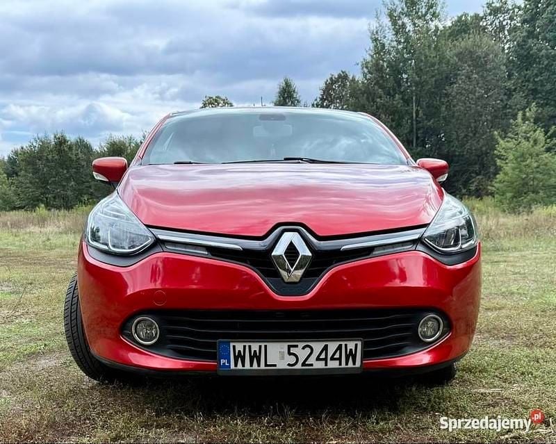 Czerwony Używany 2015 Renault Clio IV Hatchback | 30 000 zł (Uczciwa cena) - Obraz 1/4
