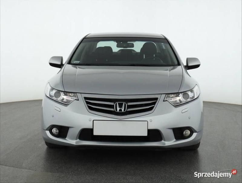 Srebrny Używany 2012 Honda Accord Sedan/Limuzyna | 36 499 zł (Uczciwa cena) - Obraz 1/4