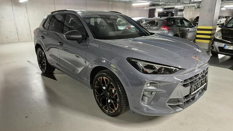 Używany Cupra Terramar 204 KM (150 kW) 2025 Niebieski ciemny (metalik) SUV