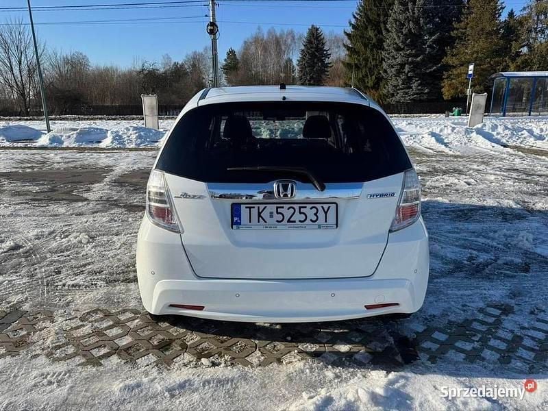 Używany Honda Jazz Hybrid 2014 Biały Hatchback
